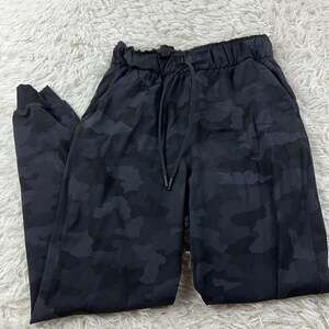 Lululemon Stretch High-Rise Jogger *Full Length Heritage 365 Camo Deep Coal Mult